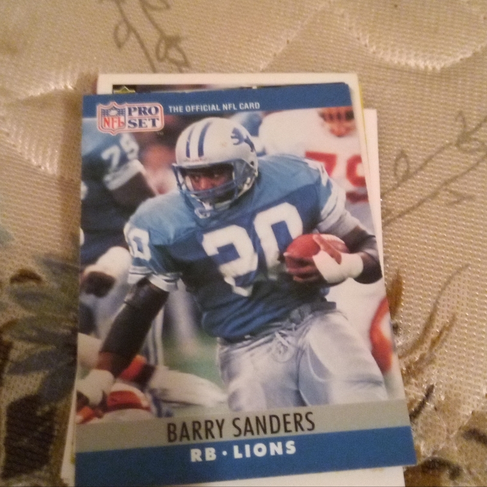 Great condition Barry Sanders card